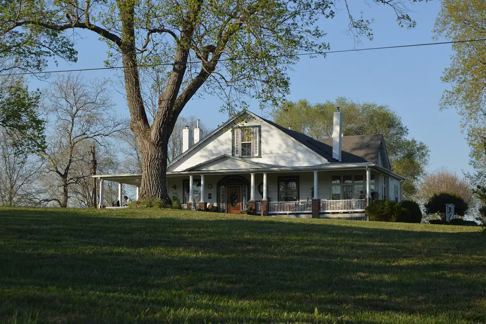 Front of the home at 4302 Brook Rd