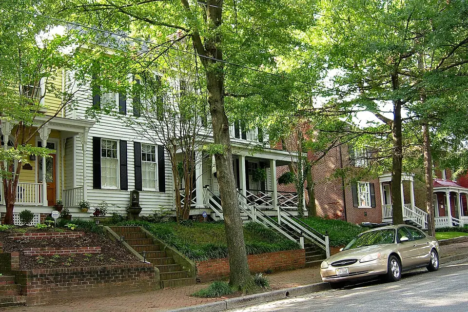 Front of the home at 2709 E Marshall St