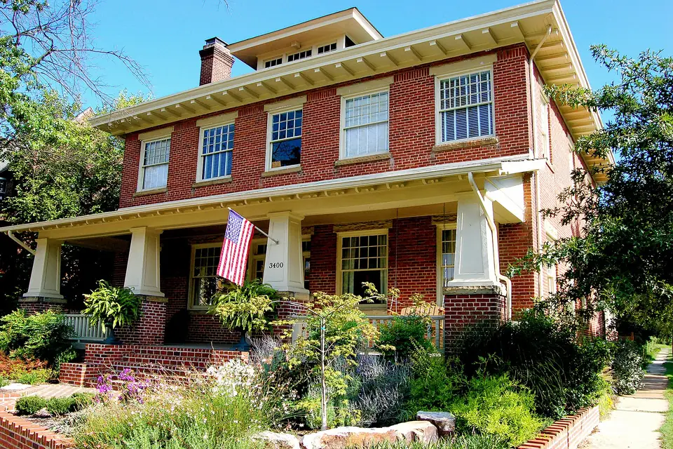Front of the home at 1818 Hanover Ave